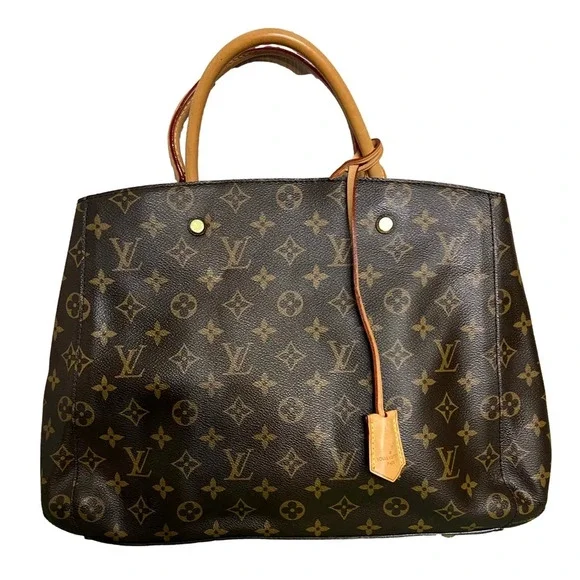Louis Vuitton 
MONTAIGNE LEATHER HANDBAG in Excellent Condition - Picture 2 of 15